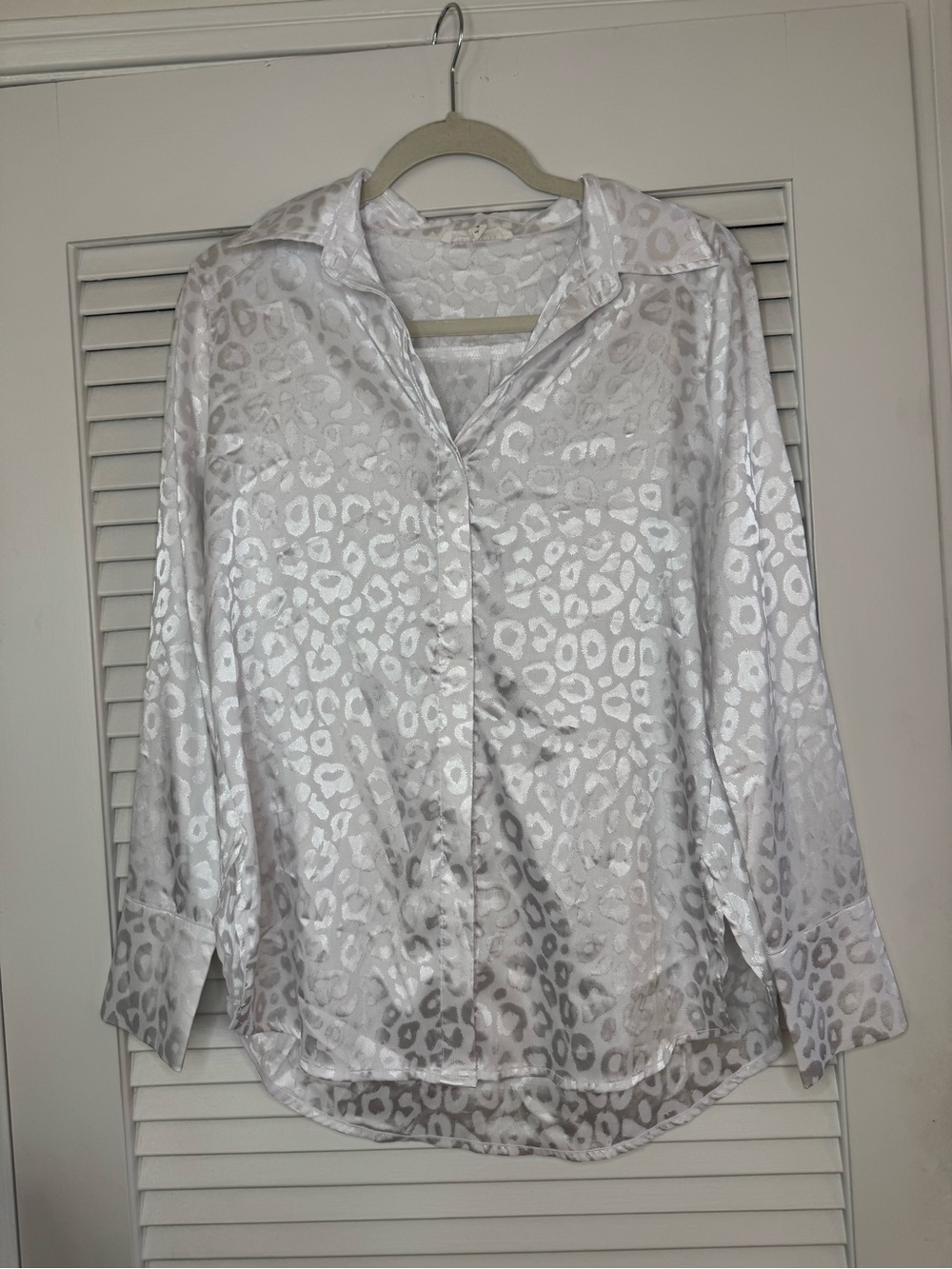 12th Tribe White Satin Leopard-Texture Blouse